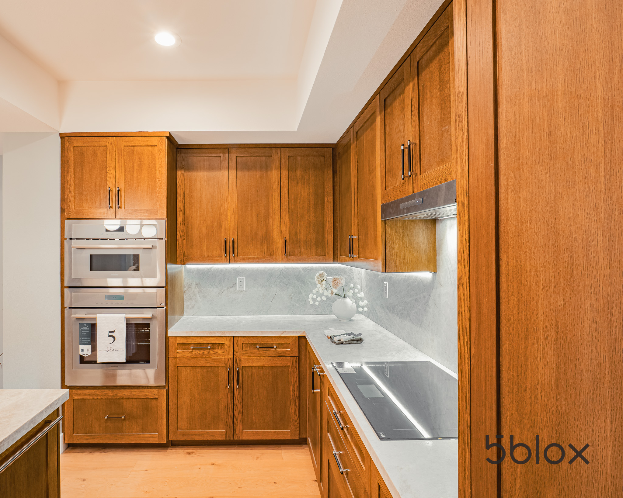 Long Beach Condo Kitchen