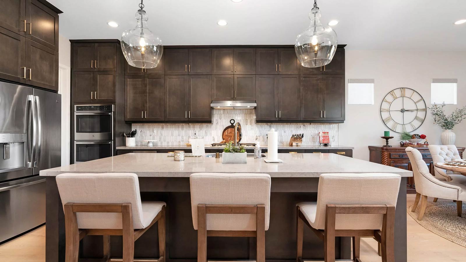Santa Clarita home remodel done by new home builders in Los Angeles