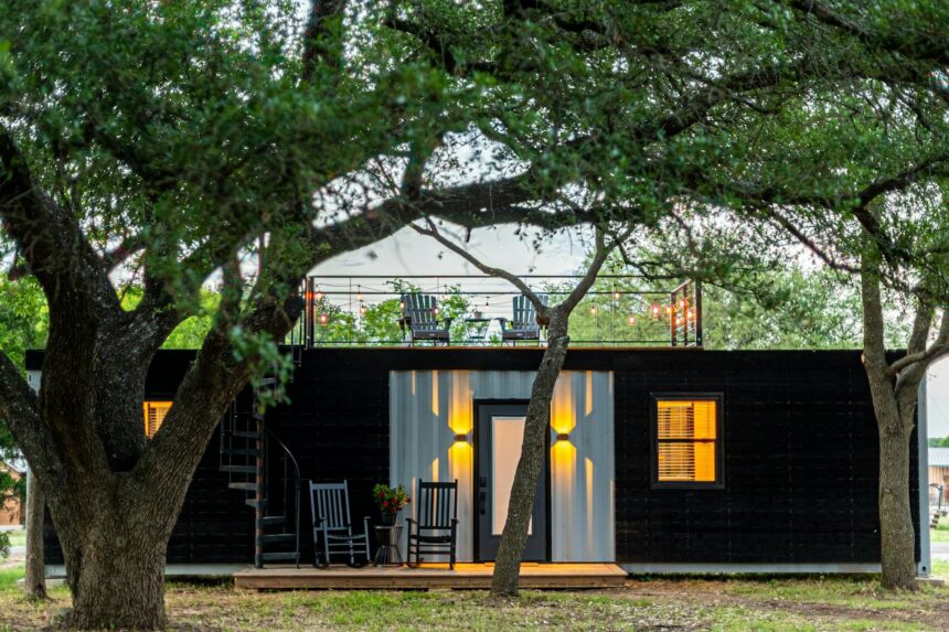 Accessory dwelling unit in yard in California