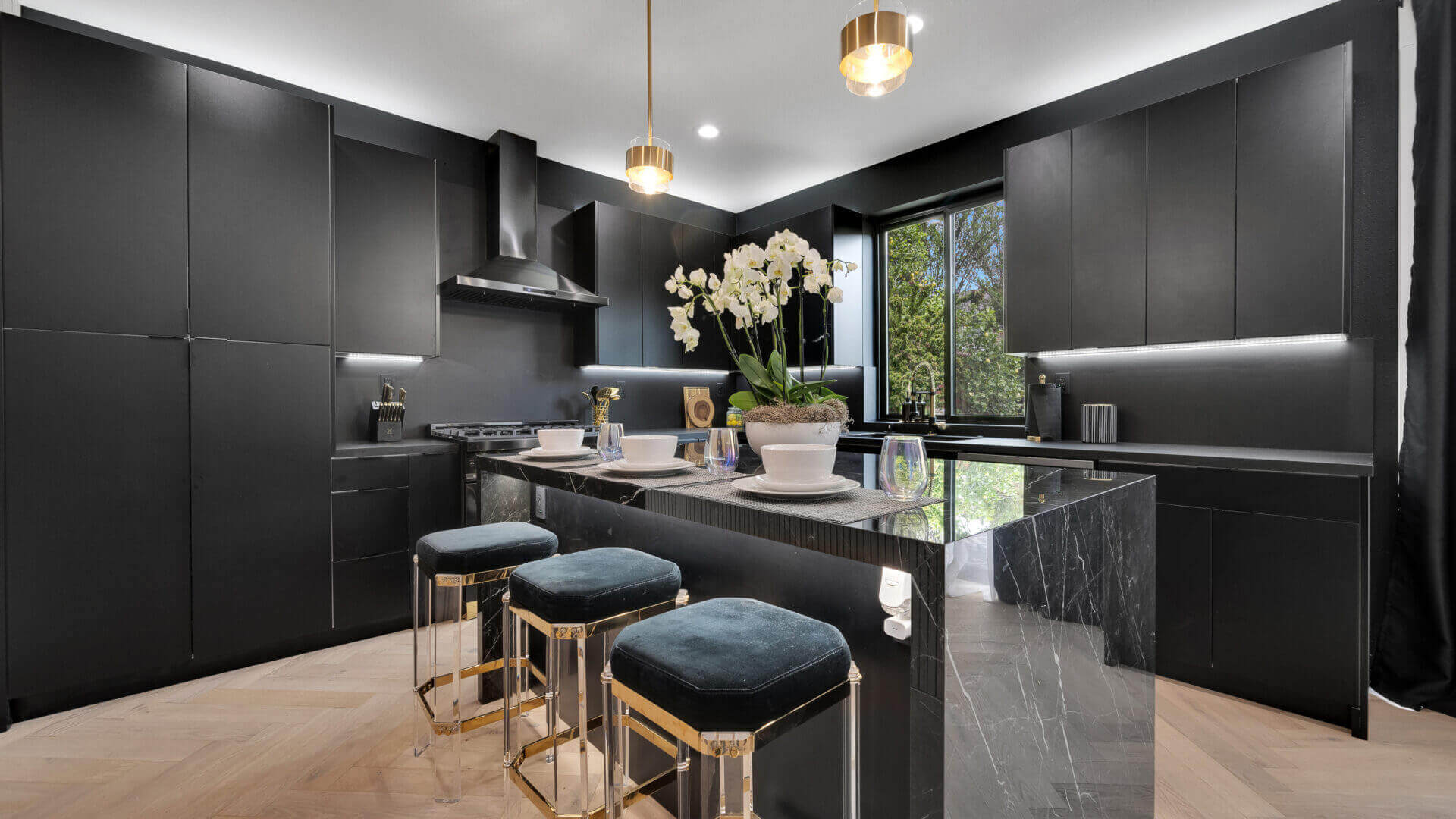 A Los Angeles kitchen after a residential interior design project.
